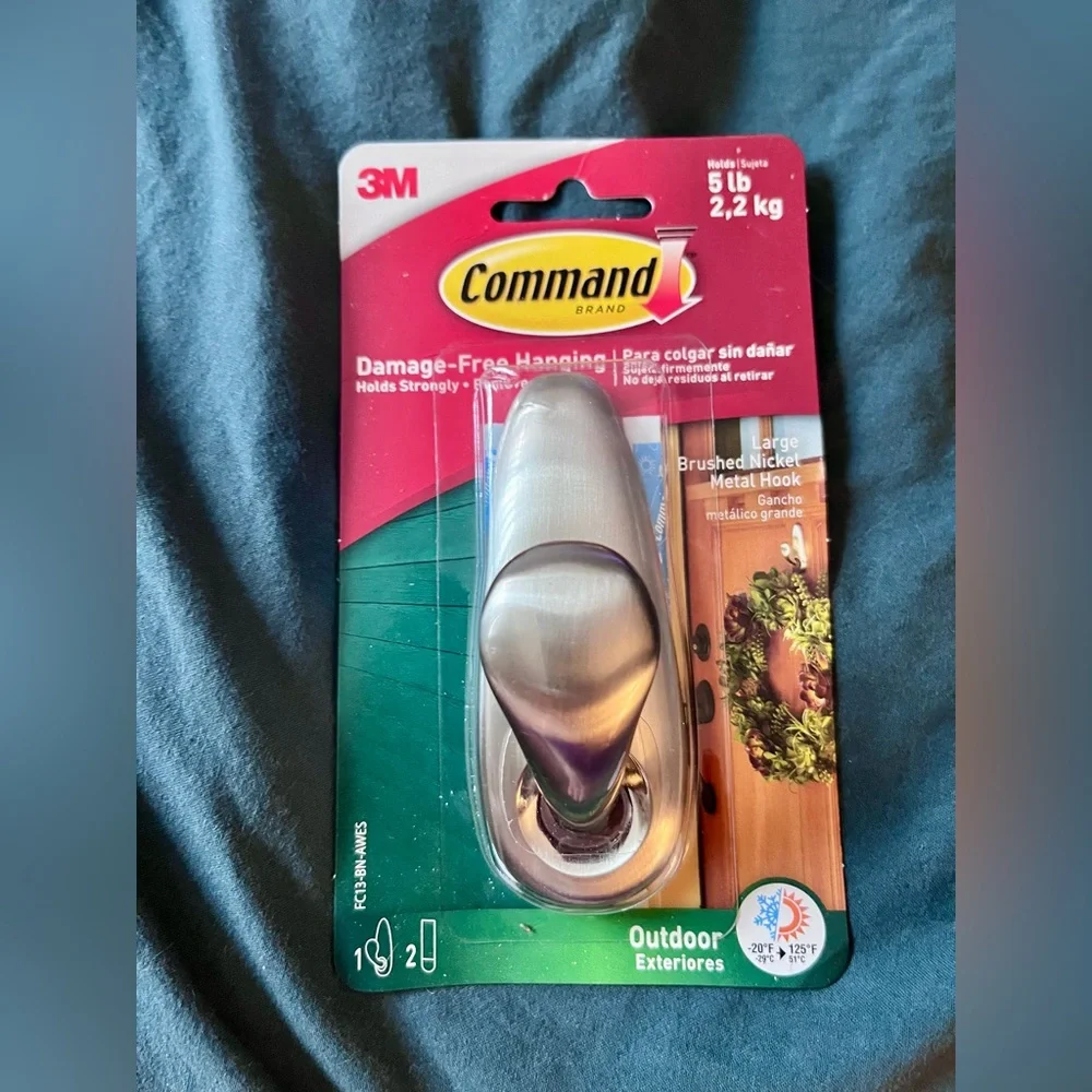 Command free, hanging hook - Picture 1 of 2